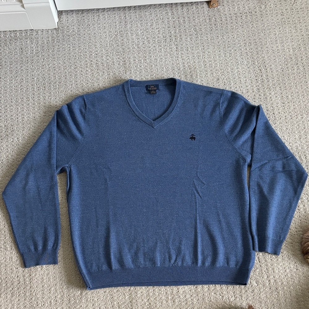 Men’s Brooks Brothers Classic Blue V-Neck Sweater “346” Extra Fine Merino Wool
